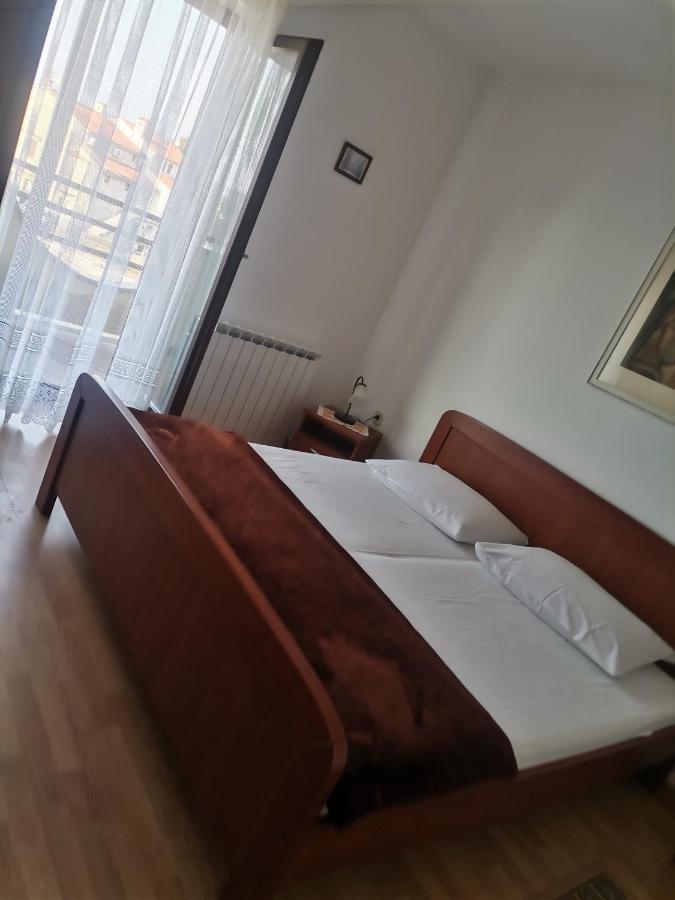 Apartments Petrica 马林斯卡 外观 照片