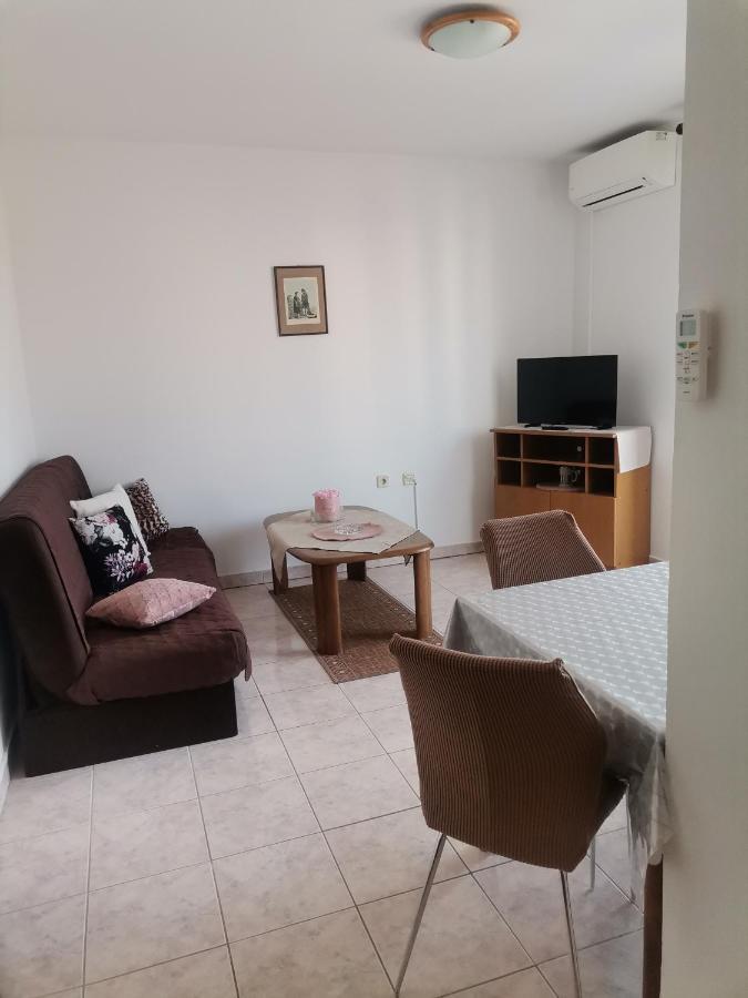Apartments Petrica 马林斯卡 外观 照片