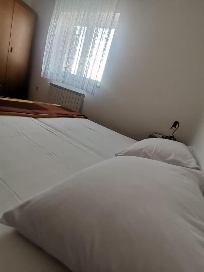 Apartments Petrica 马林斯卡 外观 照片