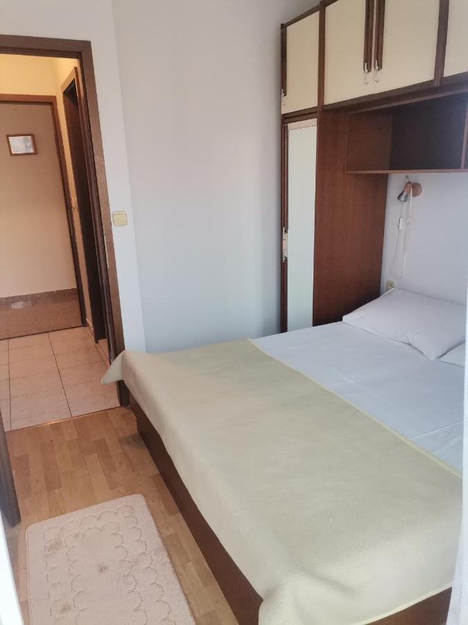 Apartments Petrica 马林斯卡 外观 照片