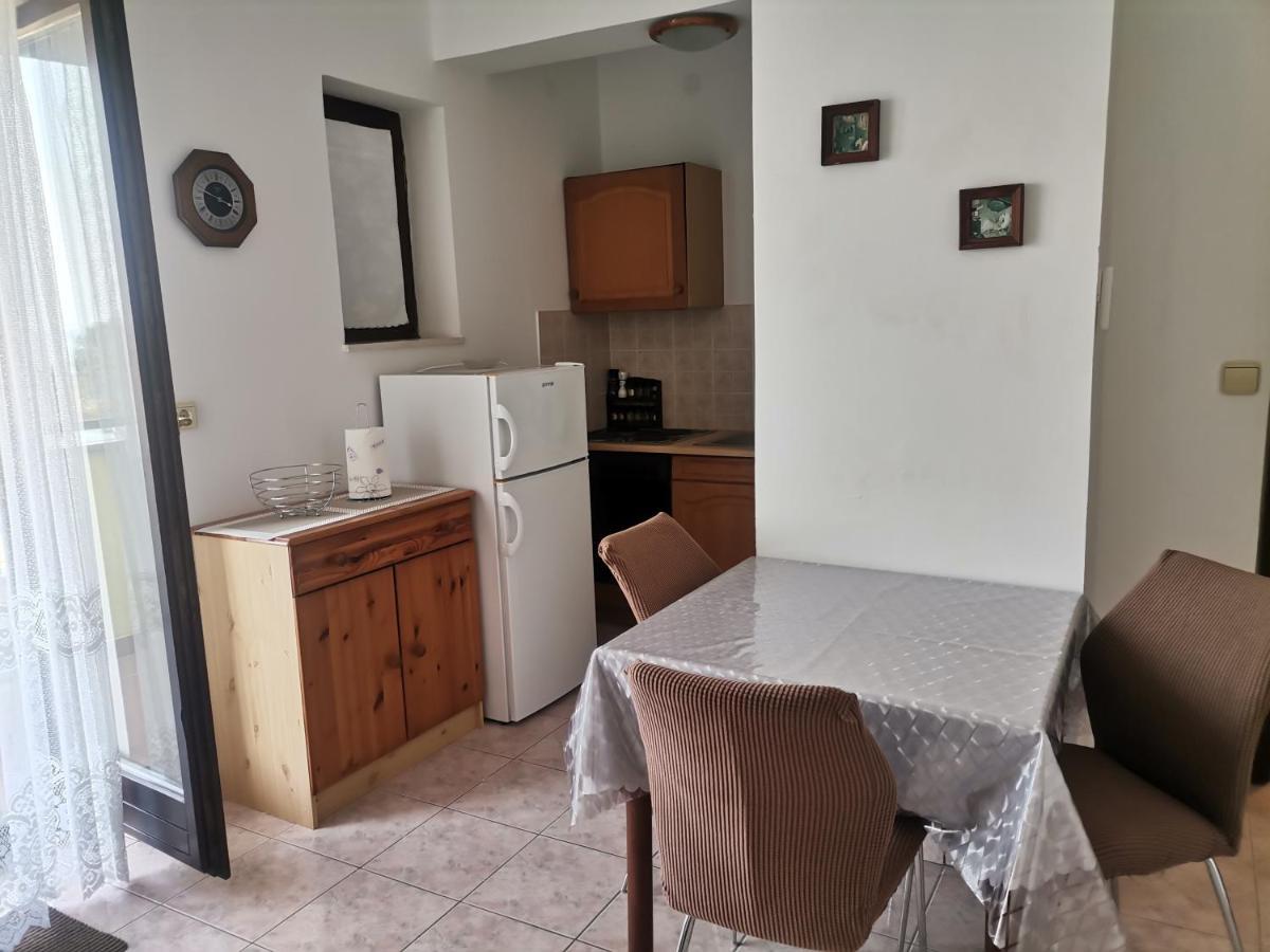 Apartments Petrica 马林斯卡 外观 照片